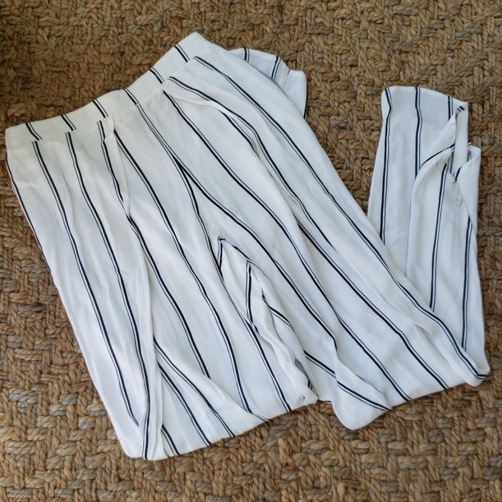 Elan high waist palazzo pants,  size small.